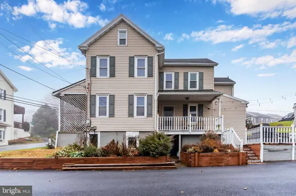 1060 DRY TAVERN, Denver, PA 17517