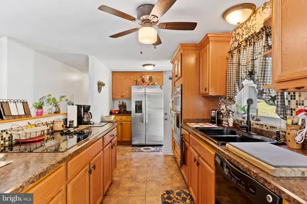 3212 TRINITY RD, Harrisburg, PA 17109