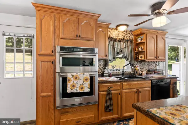 3212 TRINITY RD, Harrisburg, PA 17109