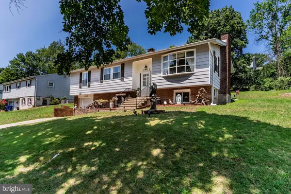 3212 TRINITY RD, Harrisburg, PA 17109