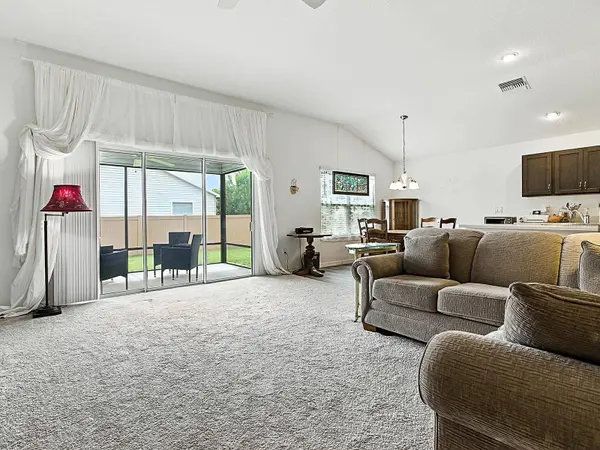 2061 Biller Cir, The Villages, FL 32163-5101