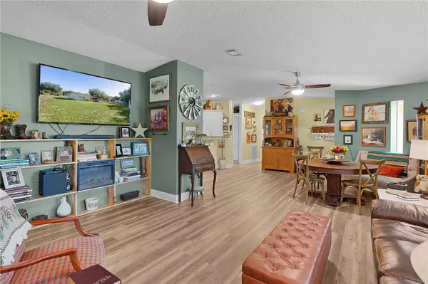 8333 COUNTY ROAD 109A-1, Lady Lake, FL 32159