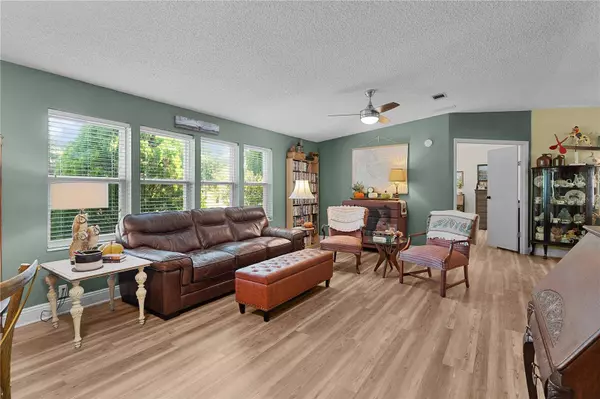 8333 COUNTY ROAD 109A-1, Lady Lake, FL 32159