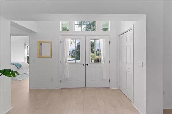 2028 PALO ALTO AVE, Lady Lake, FL 32159