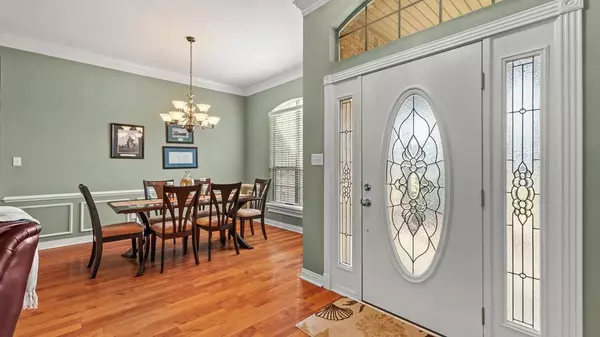 1243 Beaver Lake Dr, Texarkana, TX 75503