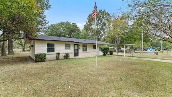 200 Ward, Maud, TX 75567