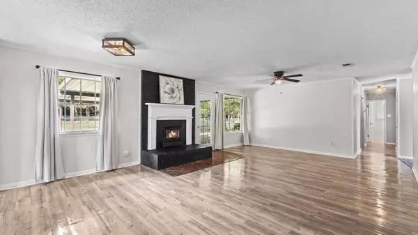 2791 Goodwin Rd, Hooks, TX 75561