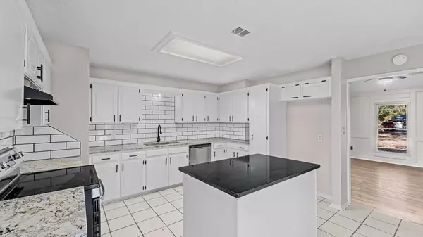 18 Country Lane, Texarkana, TX 75503