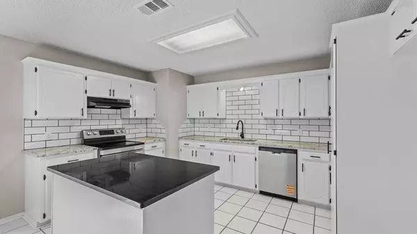 18 Country Lane, Texarkana, TX 75503