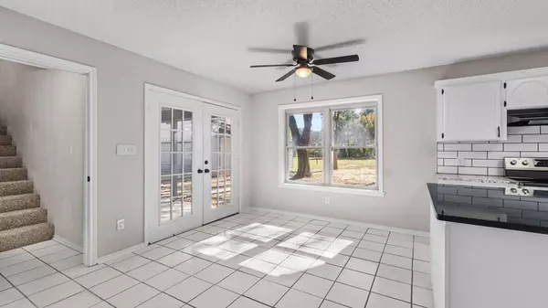 18 Country Lane, Texarkana, TX 75503