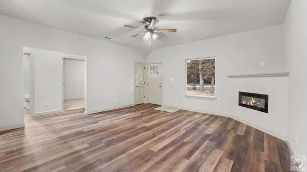 800 9th Street, Hooks, TX 75561