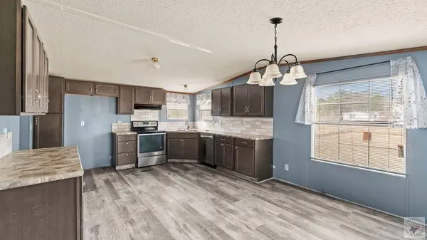 820 County Road 3676, Queen City, TX 75572