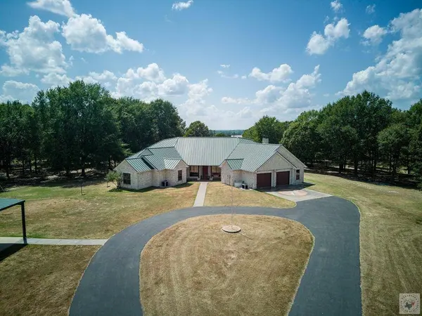 263 County Road 1602, Linden, TX 75563
