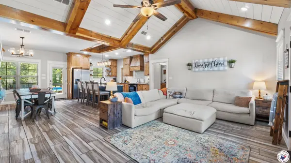 75 Sandy Ridge, Texarkana, TX 75501