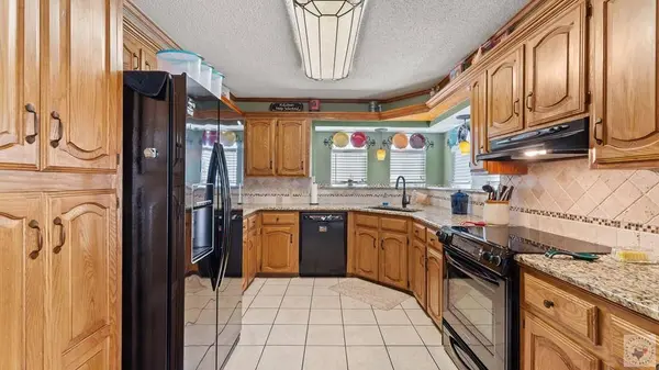 14 Shady Pine Cir, Texarkana, AR 71854