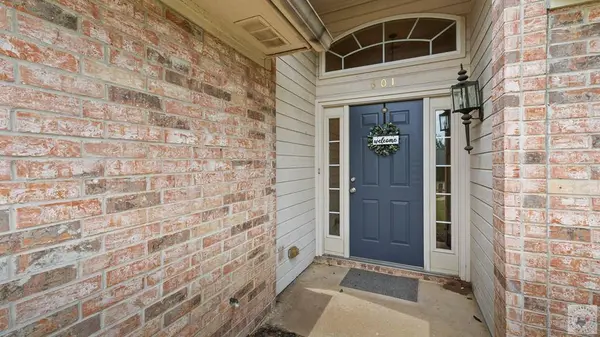 601 Harris, Nash, TX 75569