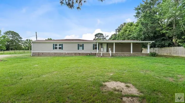 1394 CR 1102, New Boston, TX 75570