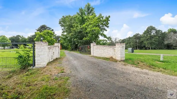 1394 CR 1102, New Boston, TX 75570