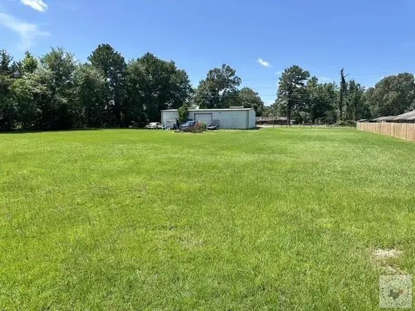 7800 Alumax Dr, Texarkana, TX 75503