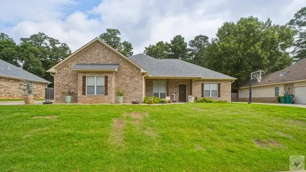 6912 Woodmere Ct, Texarkana, TX 75503