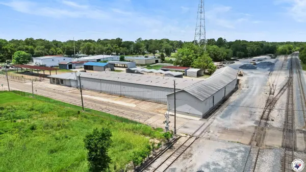 1220 13th Street, Texarkana, TX 75501