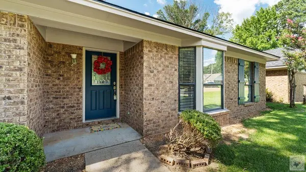 6213 Polly Dr, Texarkana, TX 75503
