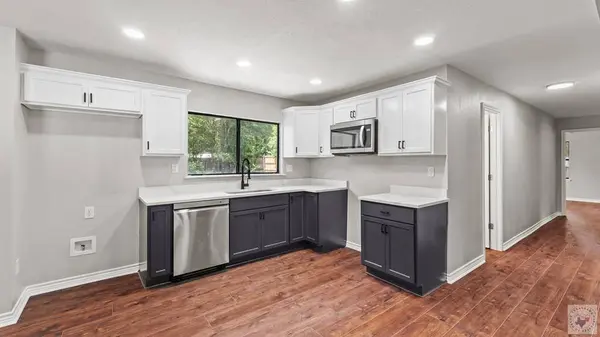 101 Roosevelt, Hooks, TX 75561