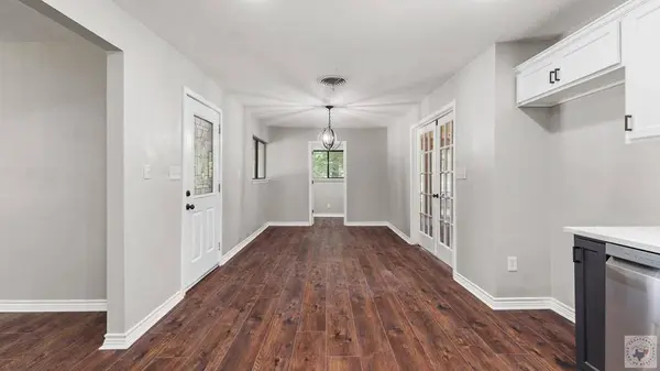 101 Roosevelt, Hooks, TX 75561