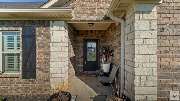 24 Lone Star Pkwy, Texarkana, TX 75503