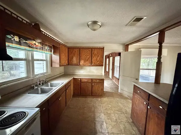 7074 US Hwy 59 S, Texarkana, TX 75501