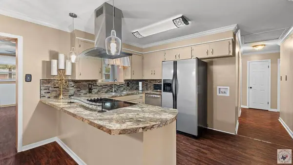 1706 Liddell Ln, Texarkana, TX 75501