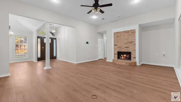 54 Fernwood Dr, Texarkana, TX 75503