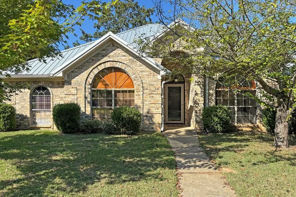 5909 Forest Bend Ln, Texarkana, AR 71854-8259