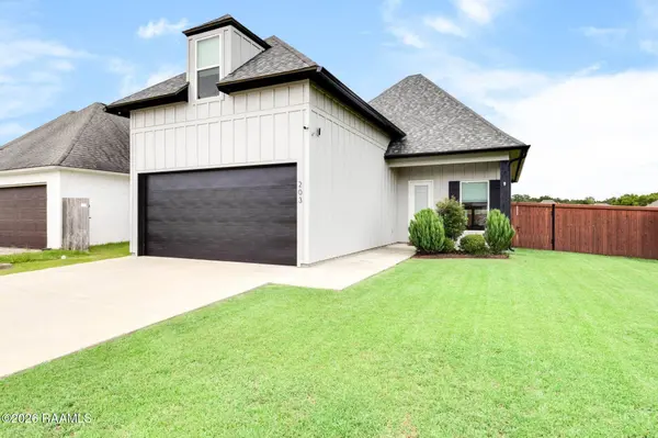 203 Olivewood DR, Lafayette, LA 70508