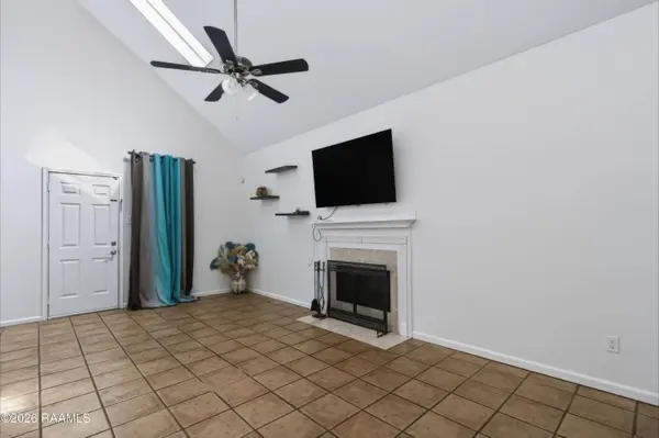 512 Cane DR, Lafayette, LA 70508