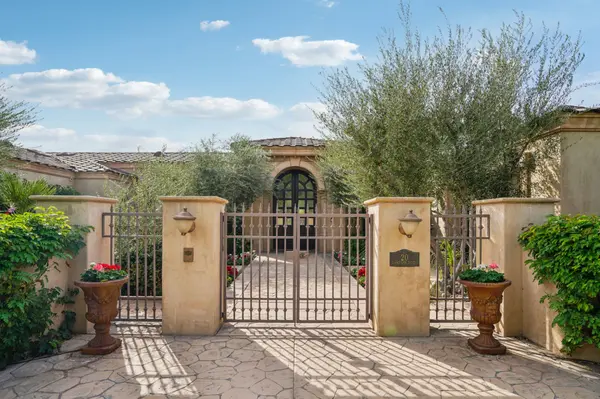 20 Clancy Lane Estates Entrance