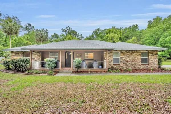 1640 STRATHCONA AVE, Deland, FL 32720