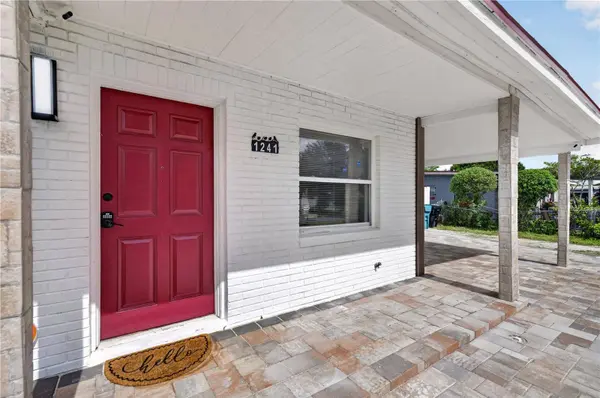 1241 DEEROCK DR, Orlando, FL 32811