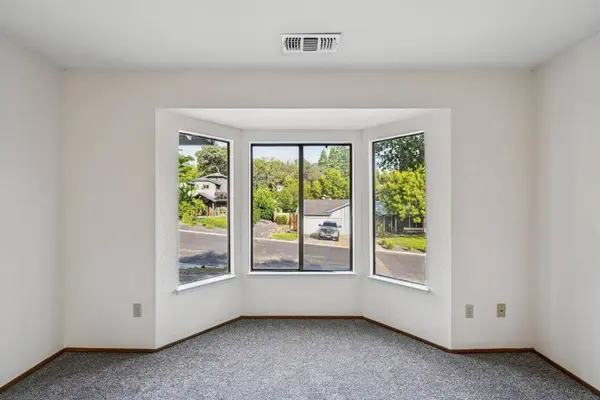 109 Johnston CT, Folsom, CA 95630