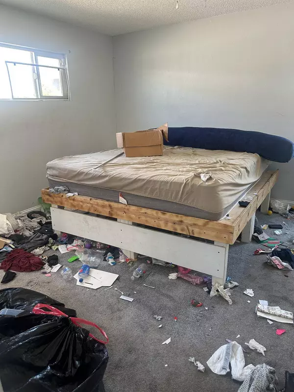 878 carol, Merced, CA 95341