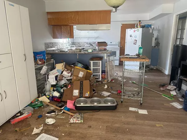 878 carol, Merced, CA 95341