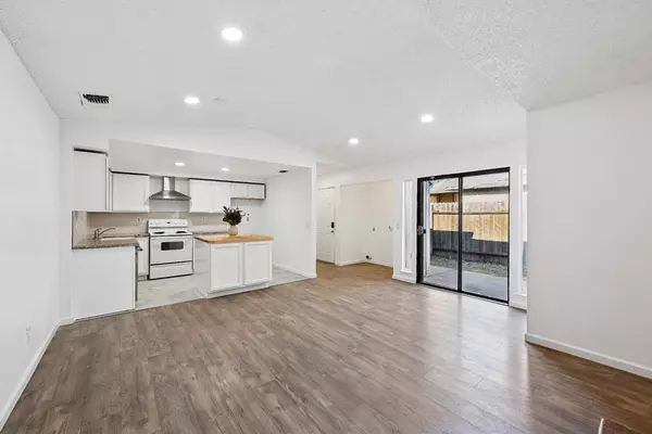 7529 Andrewsarah CT, Sacramento, CA 95828