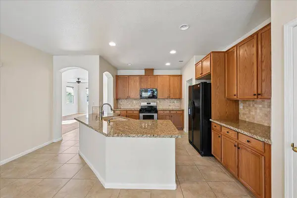 715 Downing CIR, Lincoln, CA 95648