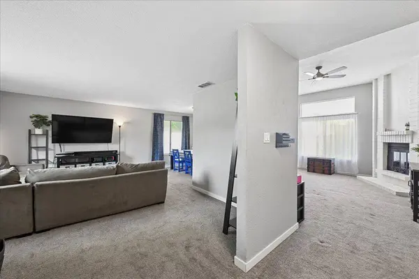 1221 Rudger WAY, Sacramento, CA 95833
