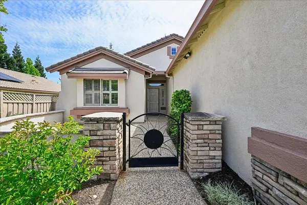 1605 Gingersnap LN, Lincoln, CA 95648