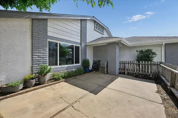 1221 Rudger WAY, Sacramento, CA 95833