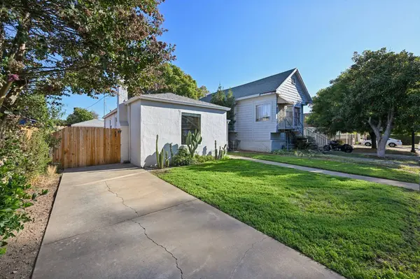 3801 Y ST, Sacramento, CA 95817