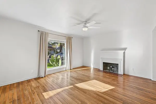 3801 Y ST, Sacramento, CA 95817