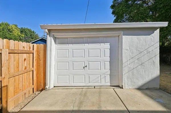 3801 Y ST, Sacramento, CA 95817