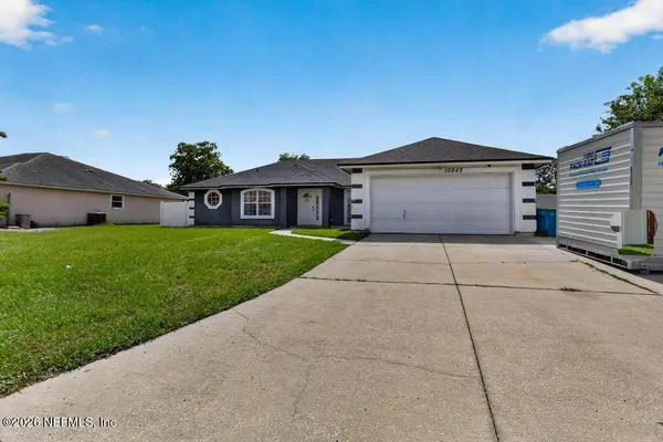 10842 LYDIA ESTATES DR, Jacksonville, FL 32218